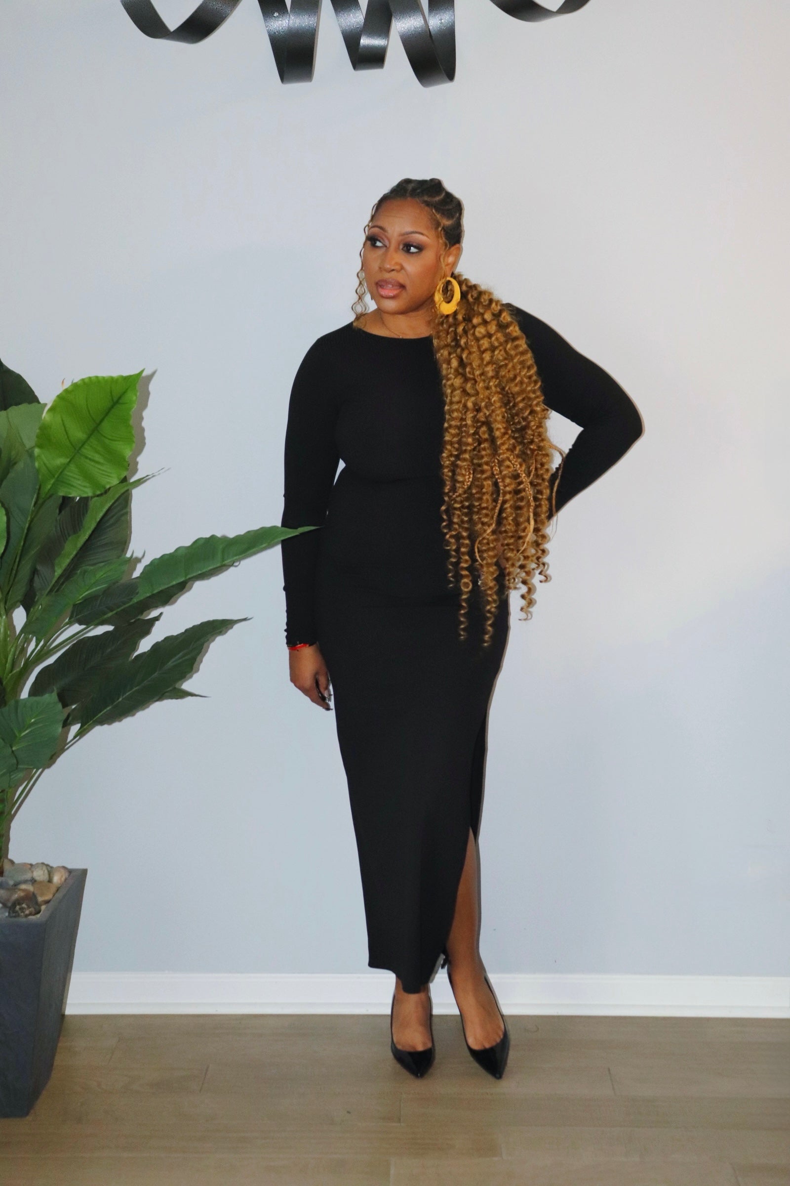 Come Closer Slit Maxi Dress – Black