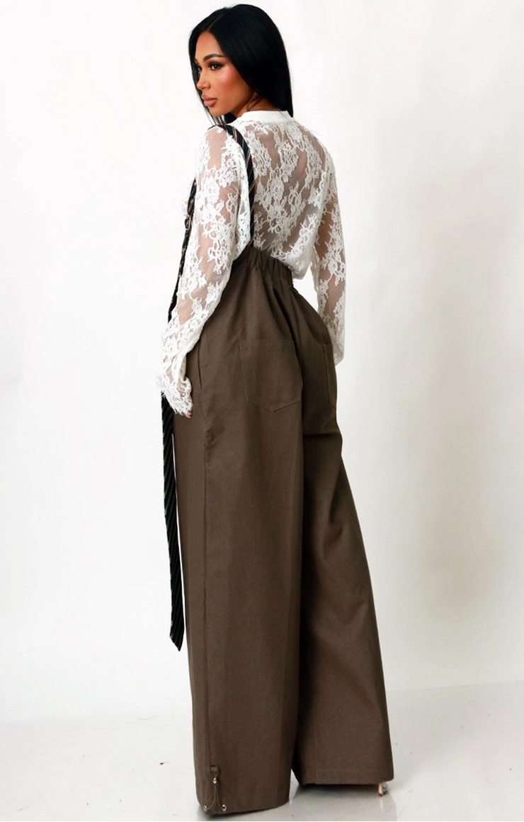 Executive Order Tie Overall