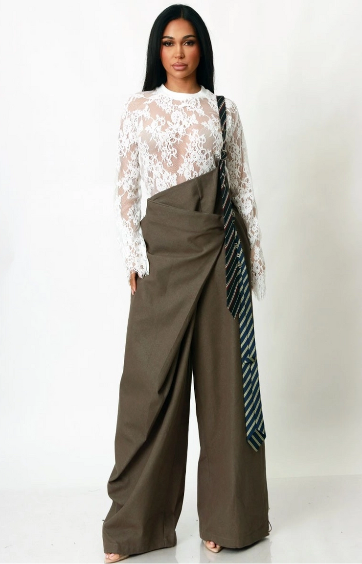 Executive Order Tie Overall