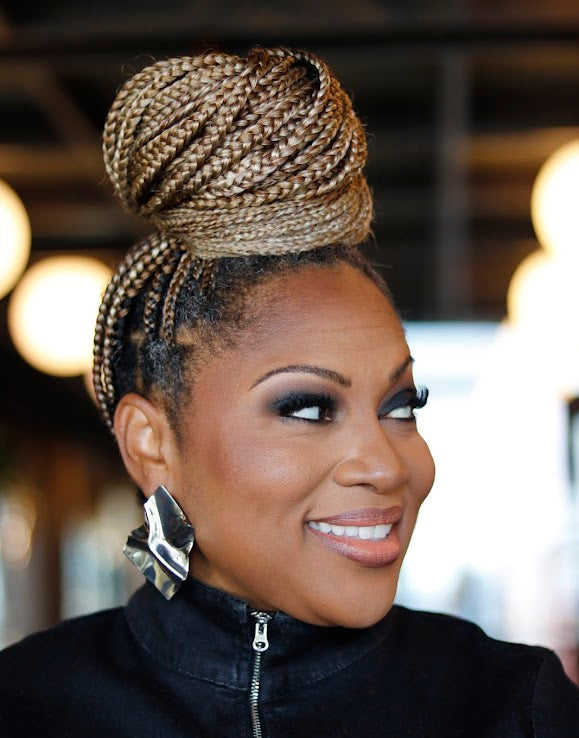 Silver Sculpted Wave Stud | Earrings