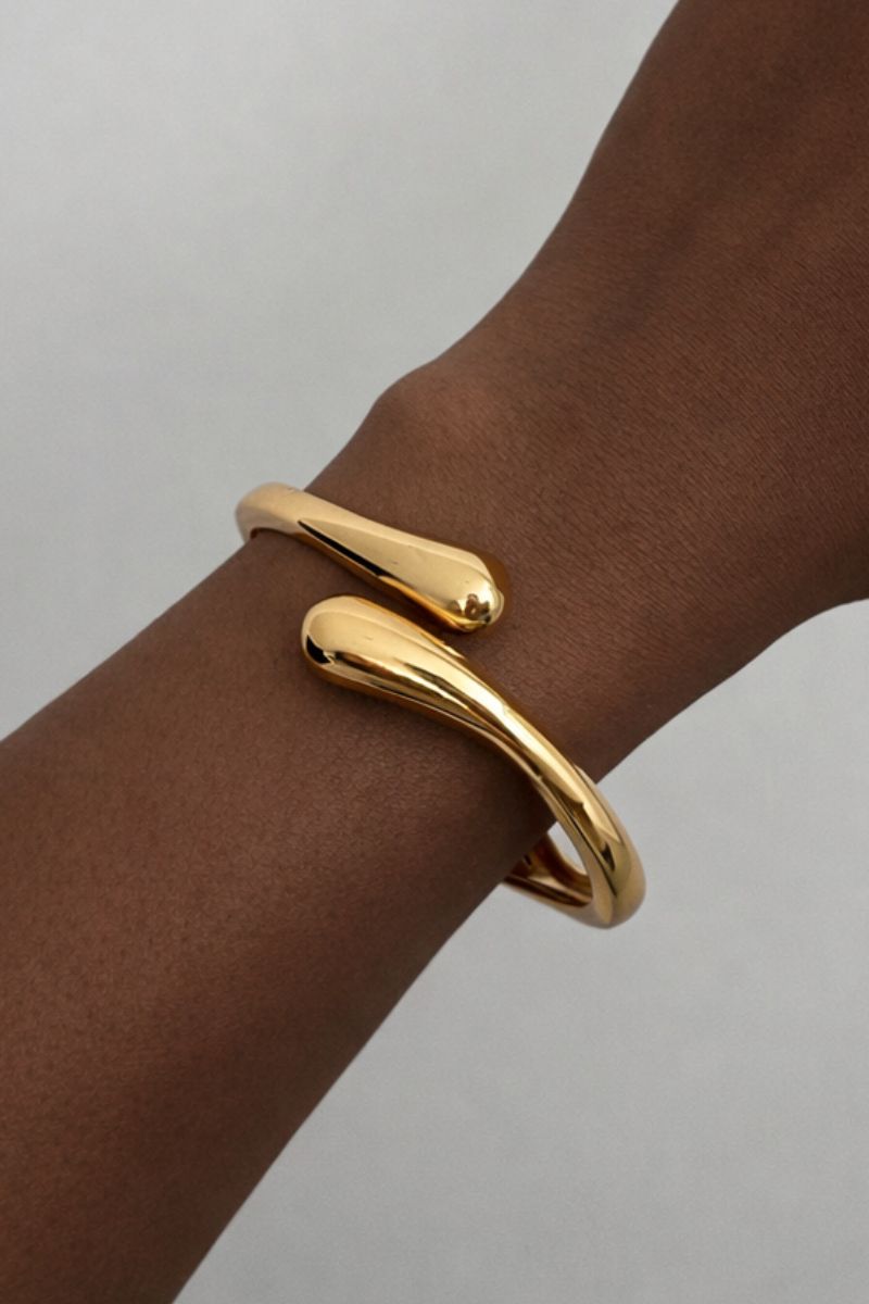 Slim Teardrop Bangle