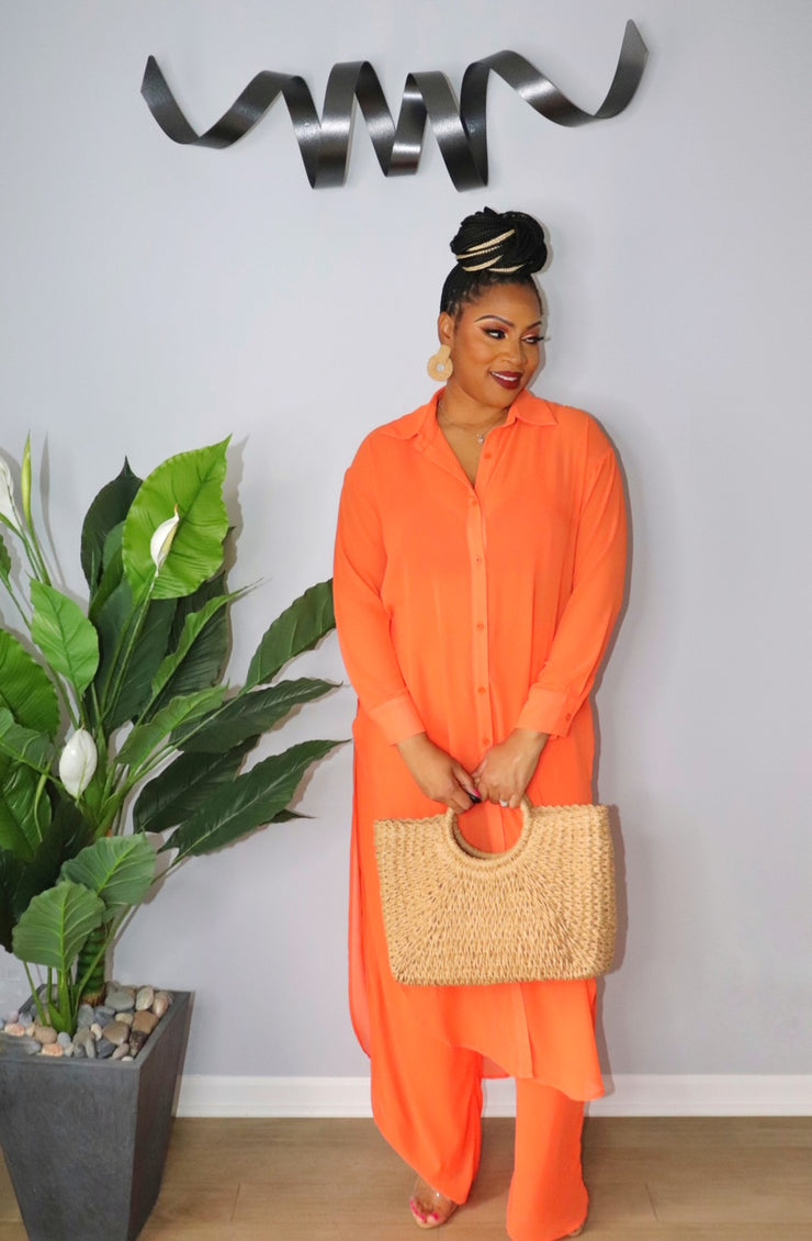 Natural Elegance Woven Tote