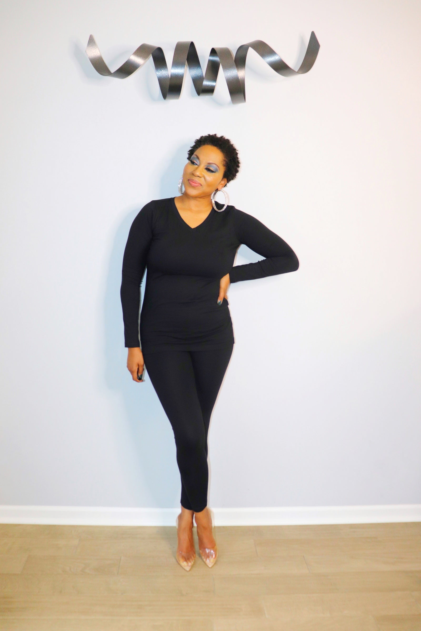 Just Chillin’ comfy v-neck set - BLACK